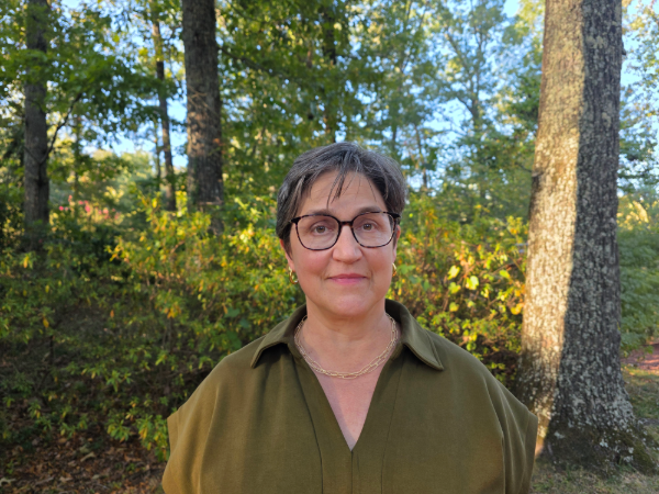 Photo of Alison Chapman in an outside setting