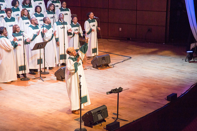 22676354977 0474661a81 z