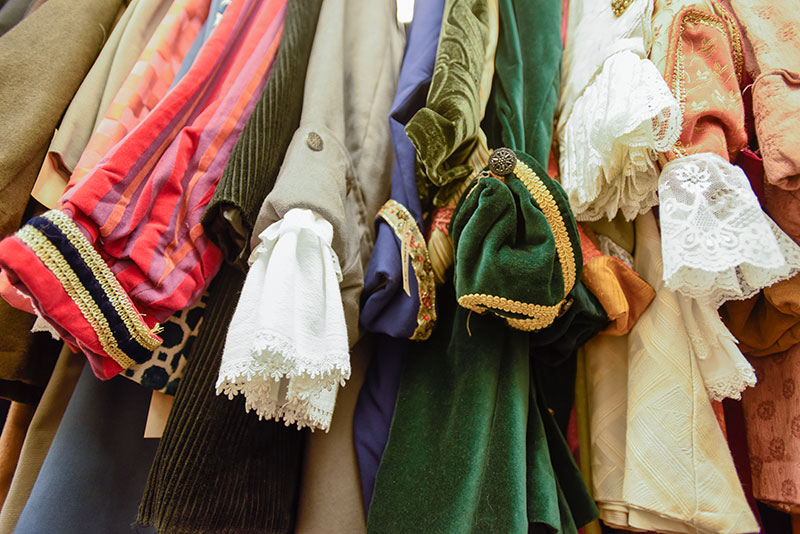 CostumeShop1