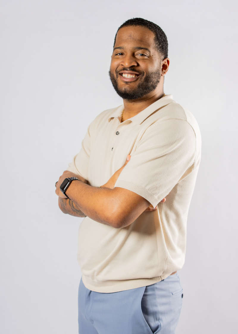 A photo of graduate student Rashad Hayes.