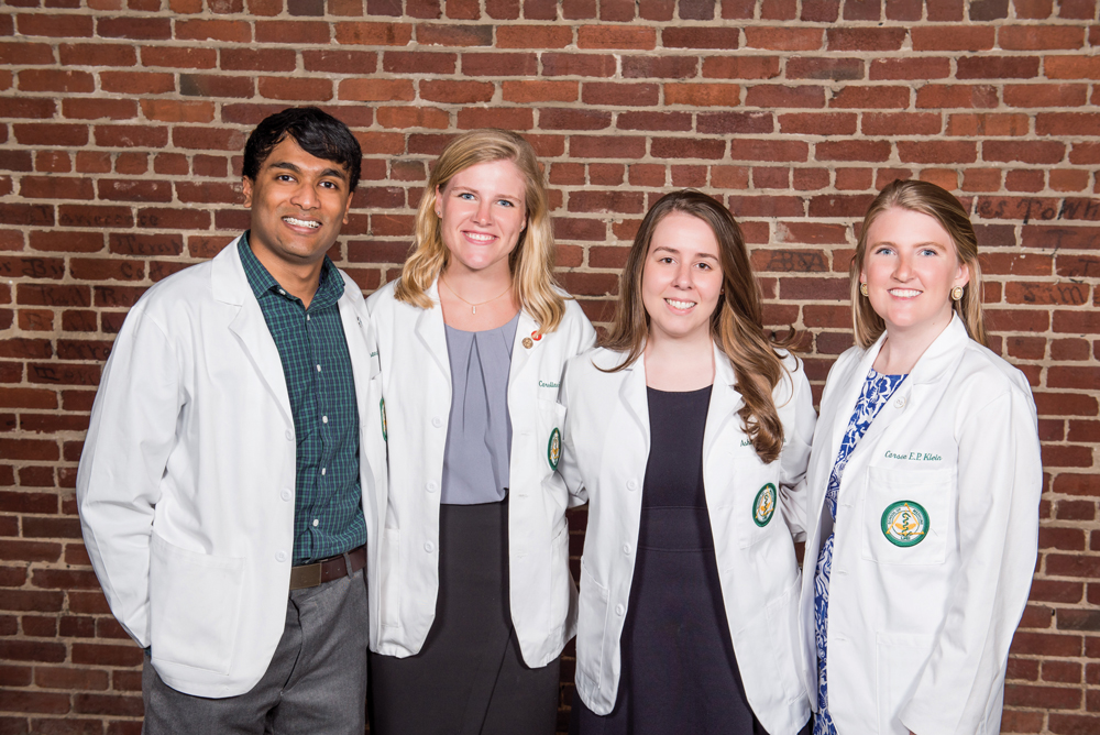 029SOM SchweitzerFellows2017