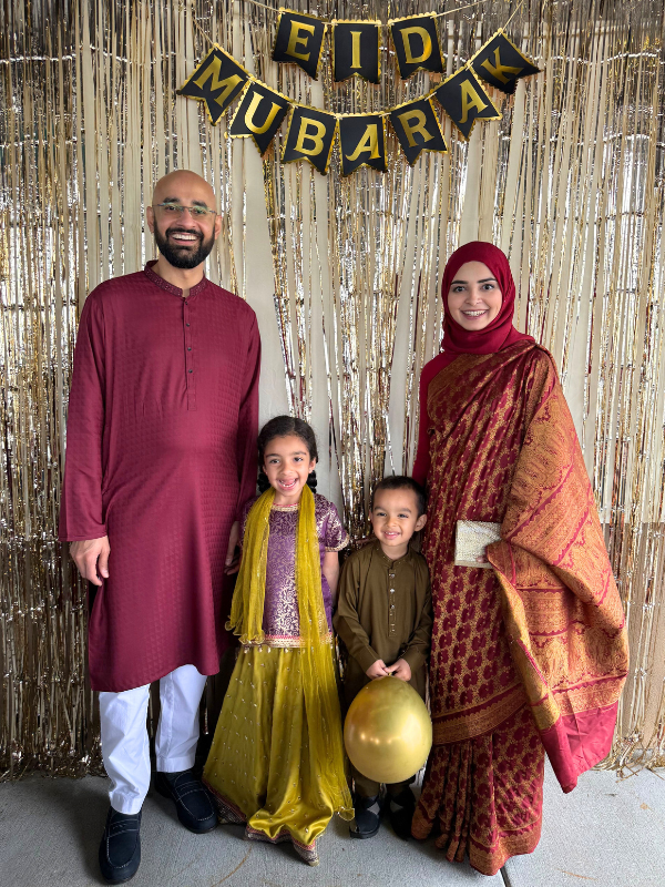 Hashmi, Sheikh, and their children