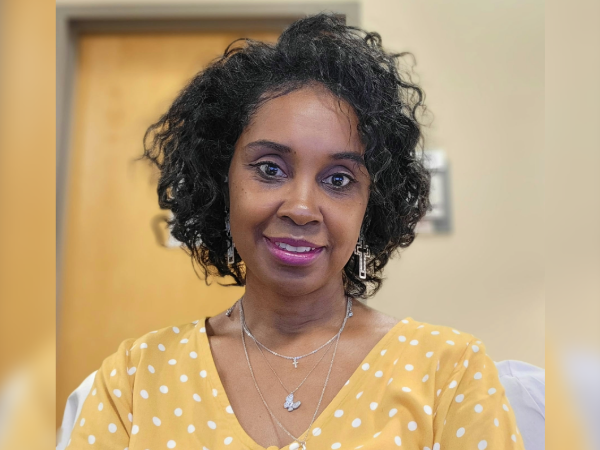 Tracey Cotton-Bickham headshot