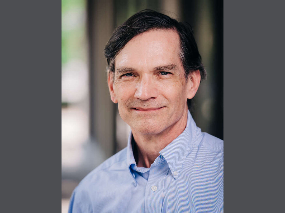 Headshot of Peter King, M.D. (Professor, Neurology)