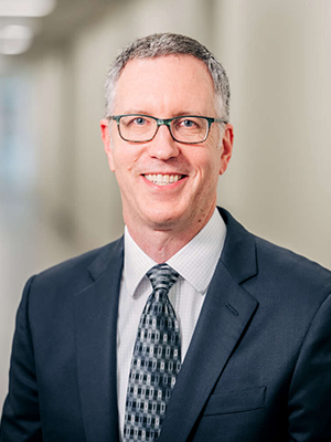 Headshot of Erik Roberson