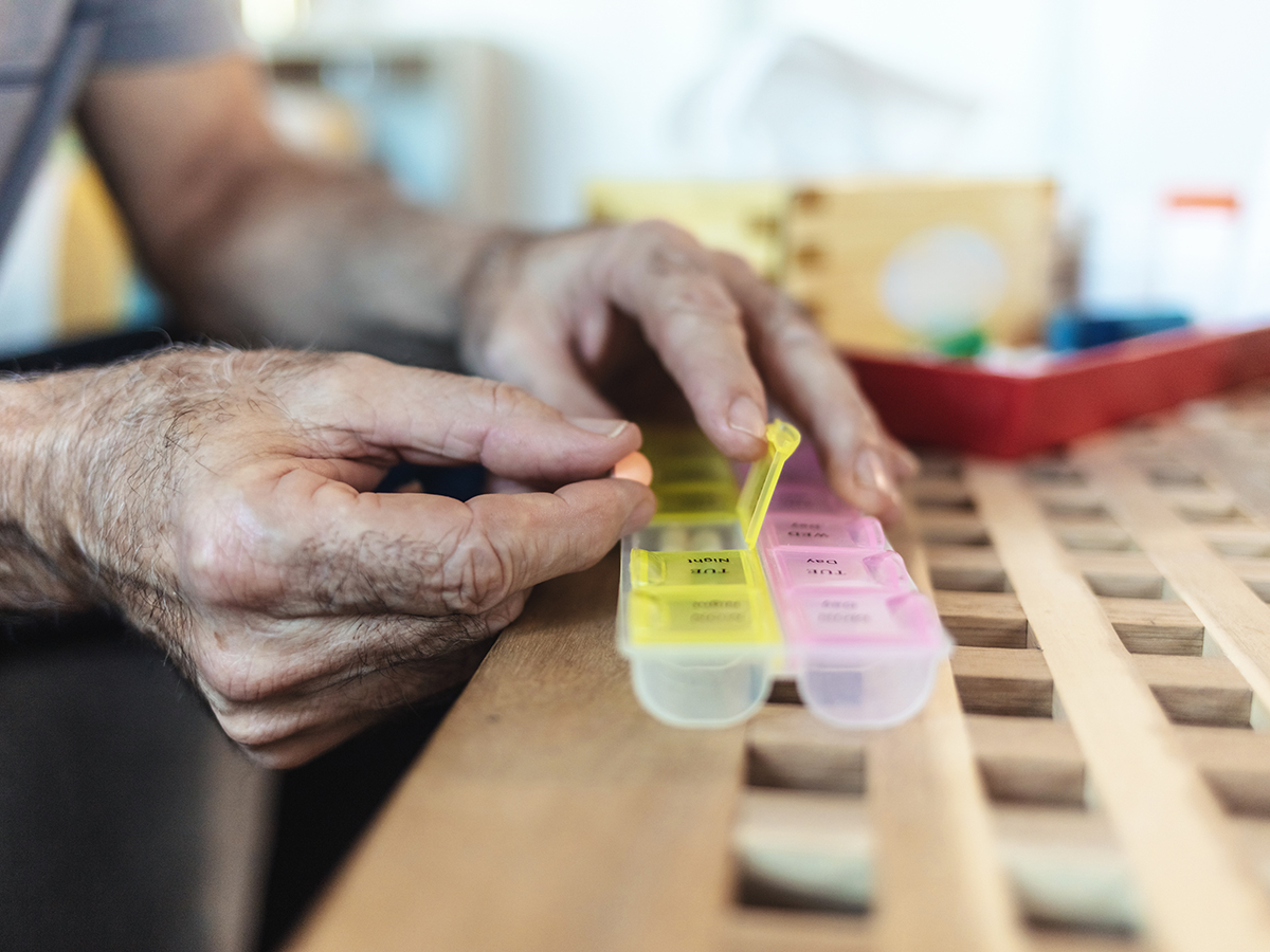 rep deprescribing hands 1200px