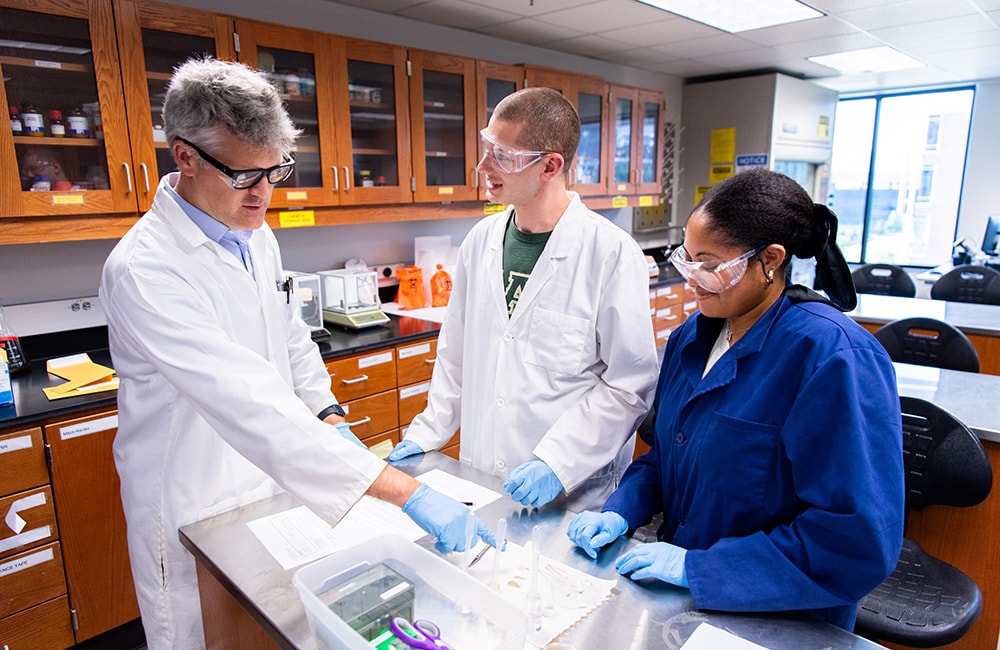 9 Linville and students