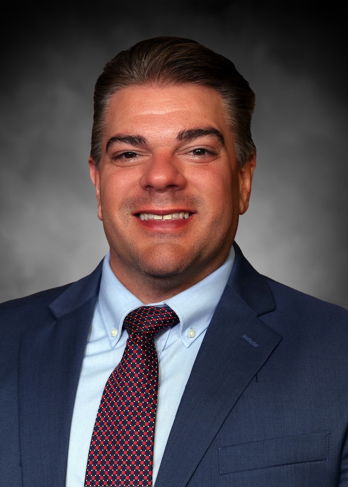 Phil Cendoma headshot
